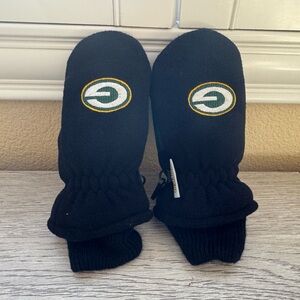 Green Bay Packers Youth Winter Mittens | Thinsulate Insulated | Black